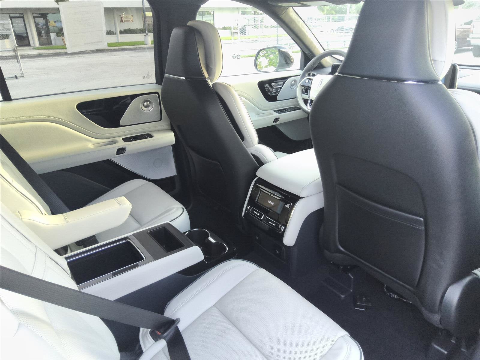 2027 Lincoln Aviator Black Label