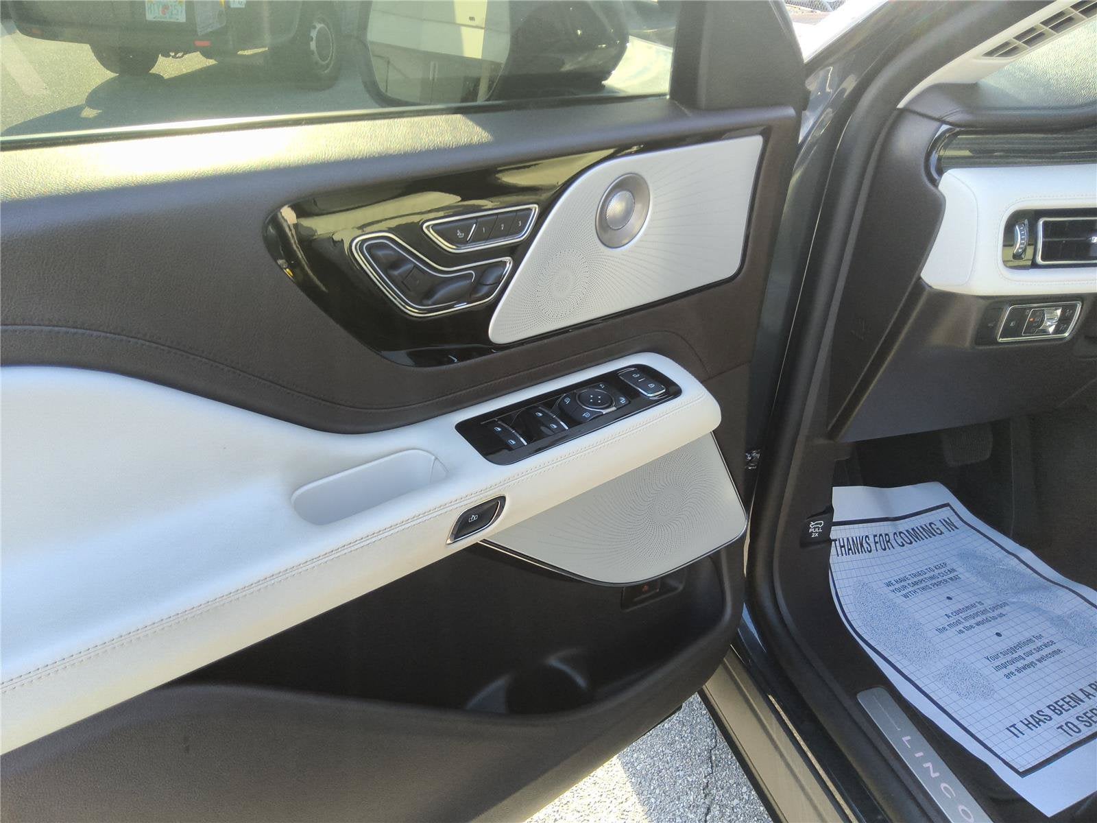 2024 Lincoln Aviator Black Label