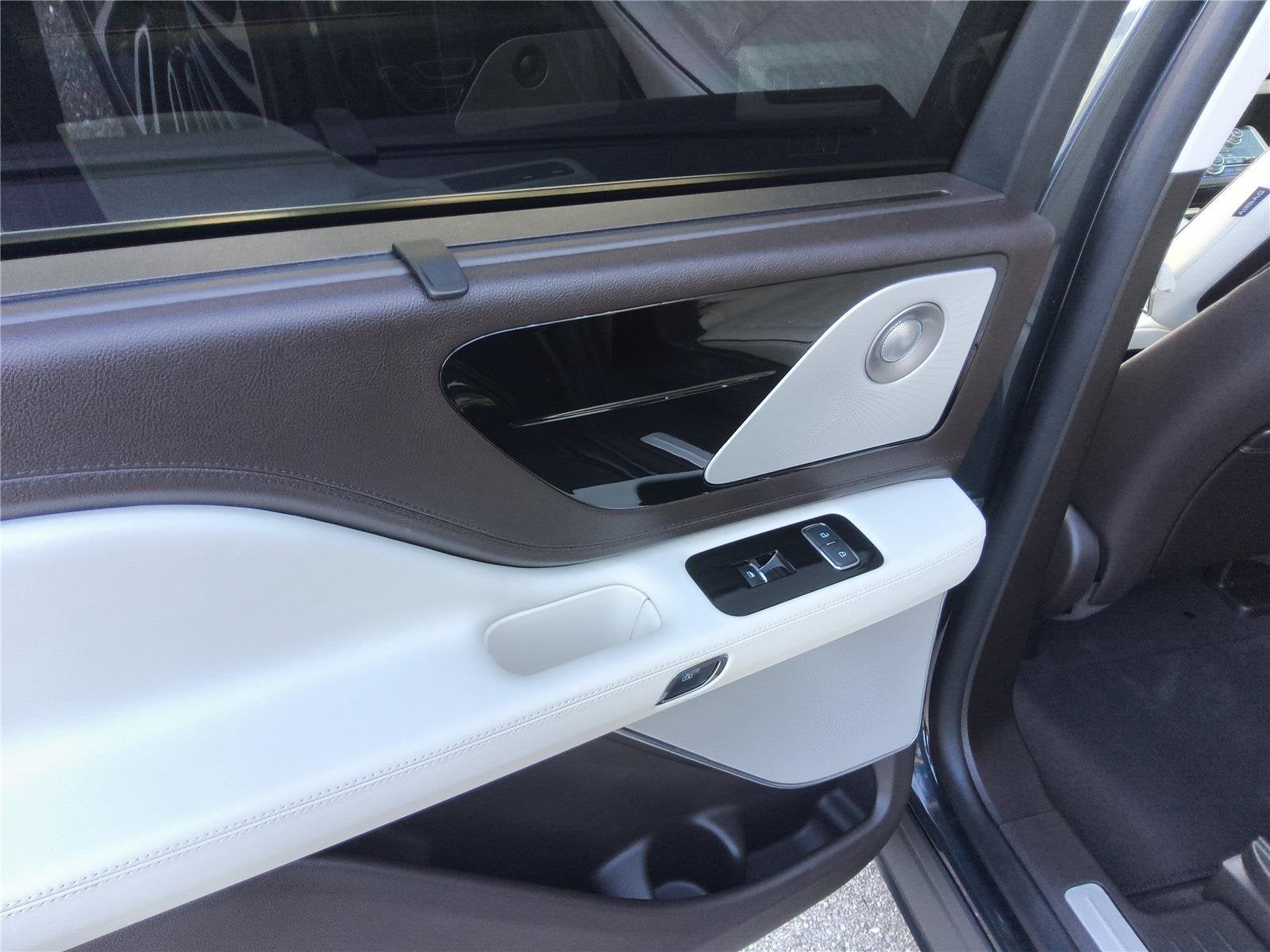 2024 Lincoln Aviator Black Label