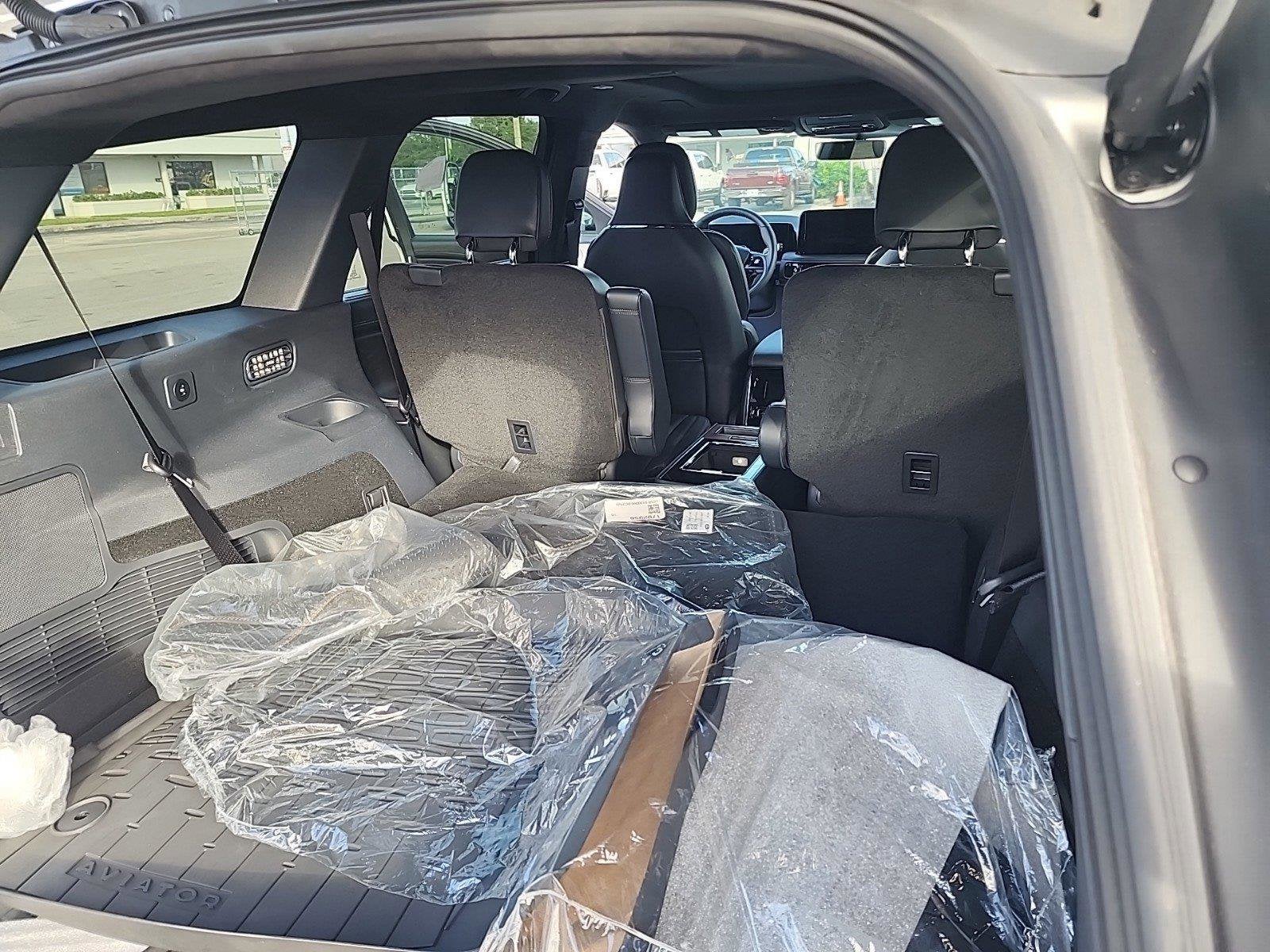 2025 Lincoln Aviator Black Label