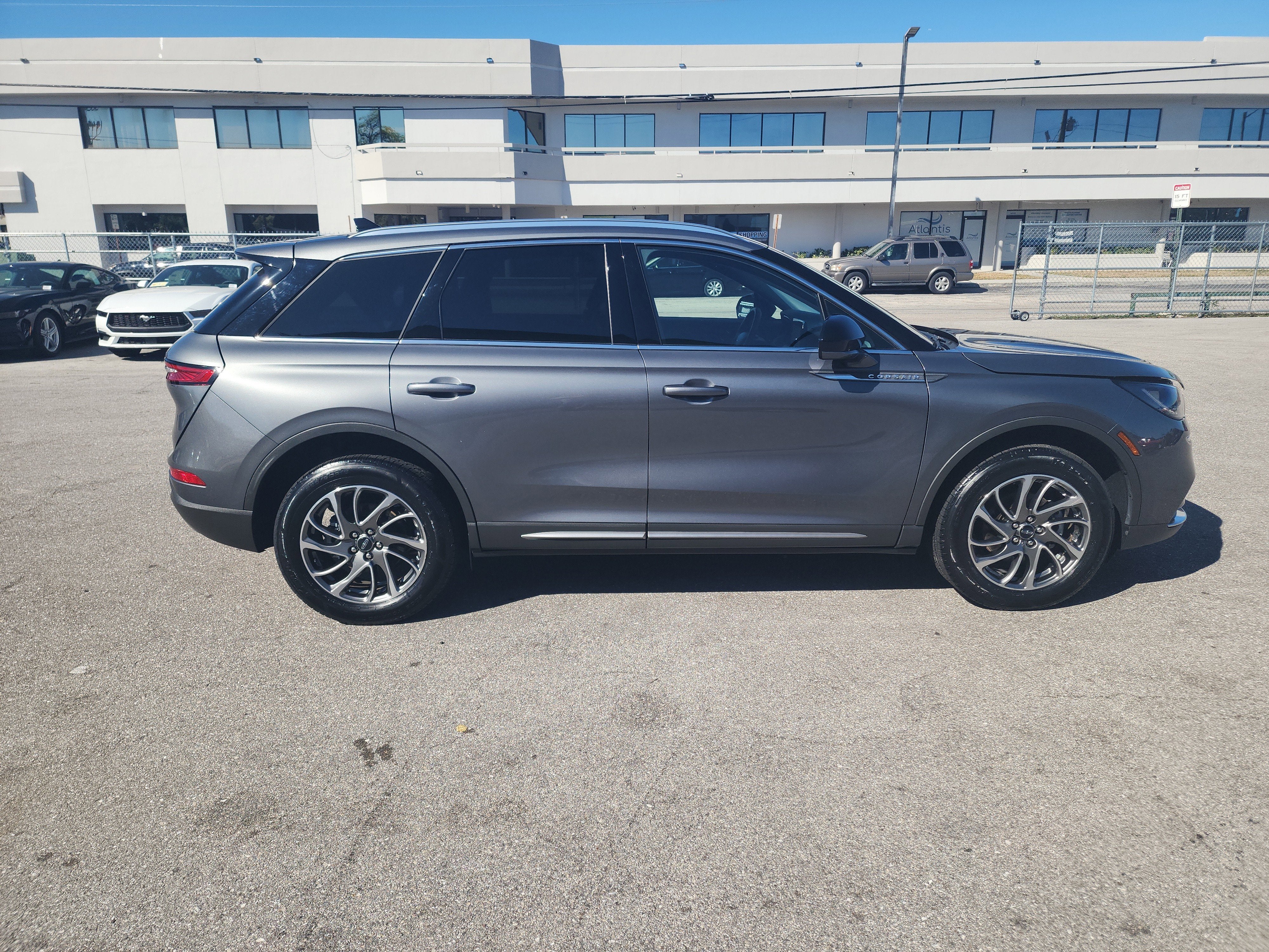 2022 Lincoln Corsair Standard