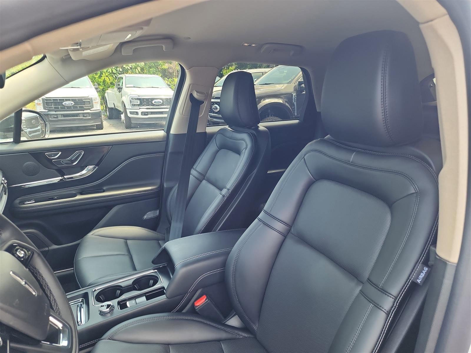 2025 Lincoln Corsair Premiere