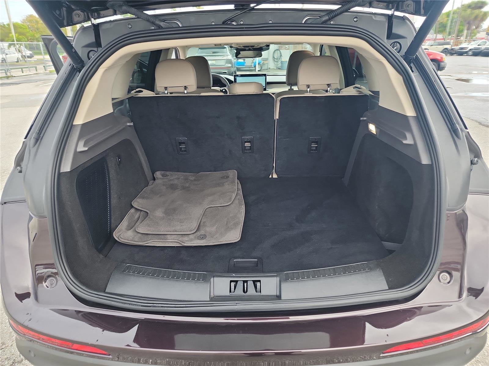 2023 Lincoln Corsair Standard