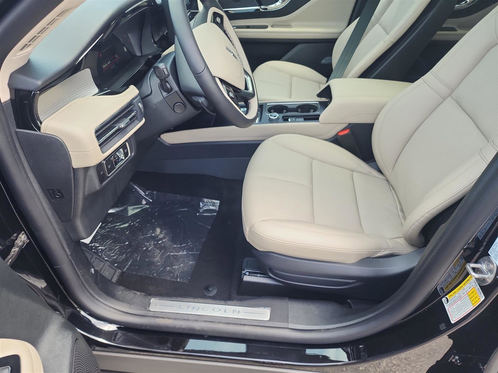 2025 Lincoln Corsair Premiere