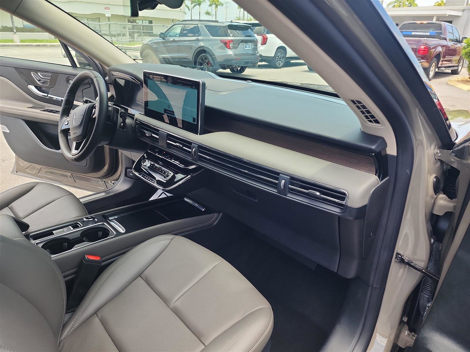 2025 Lincoln Corsair Reserve