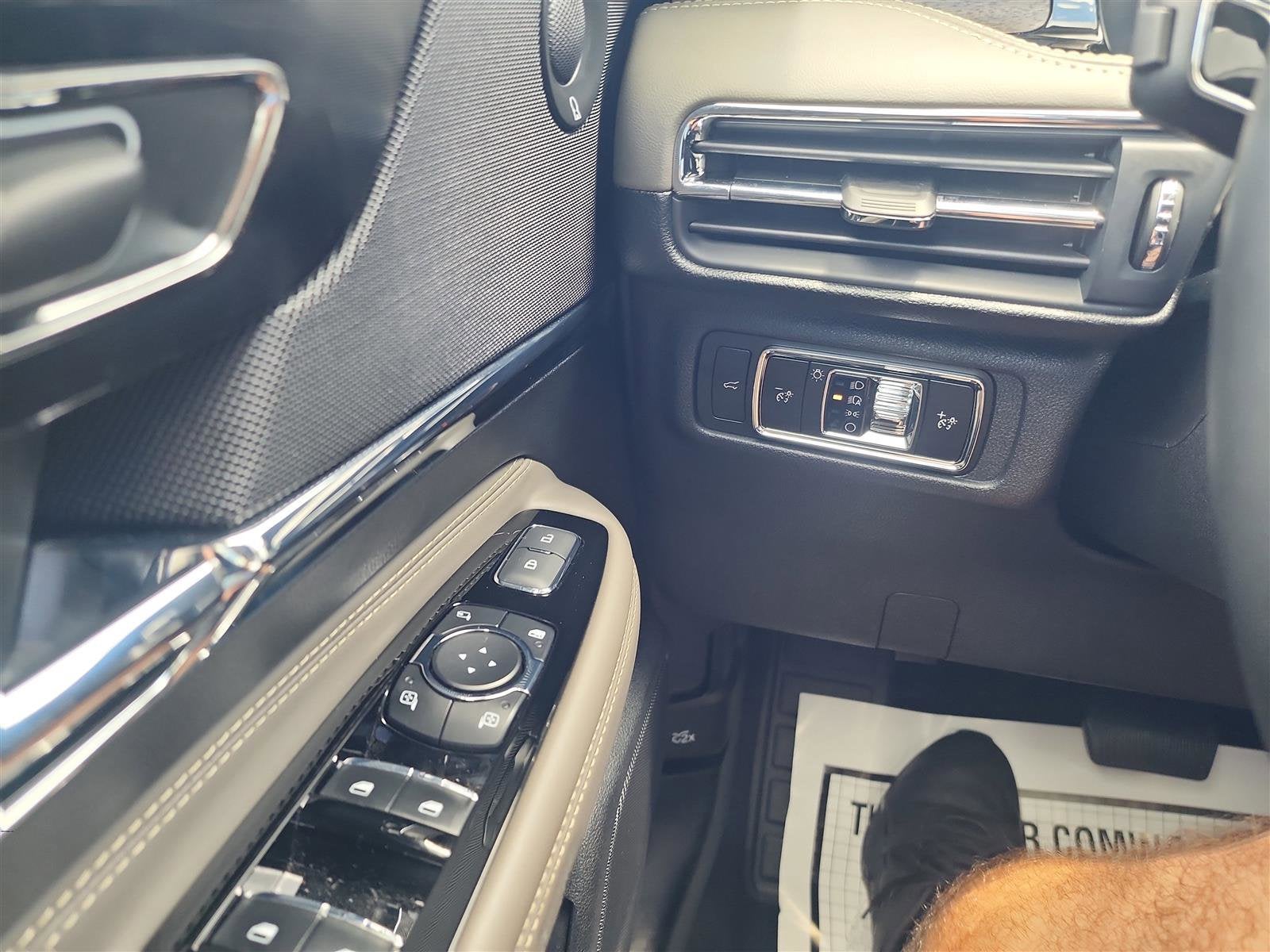 2025 Lincoln Corsair Reserve