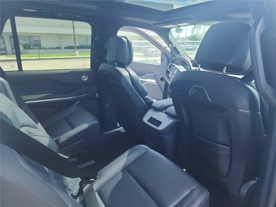 2027 Lincoln Navigator Reserve