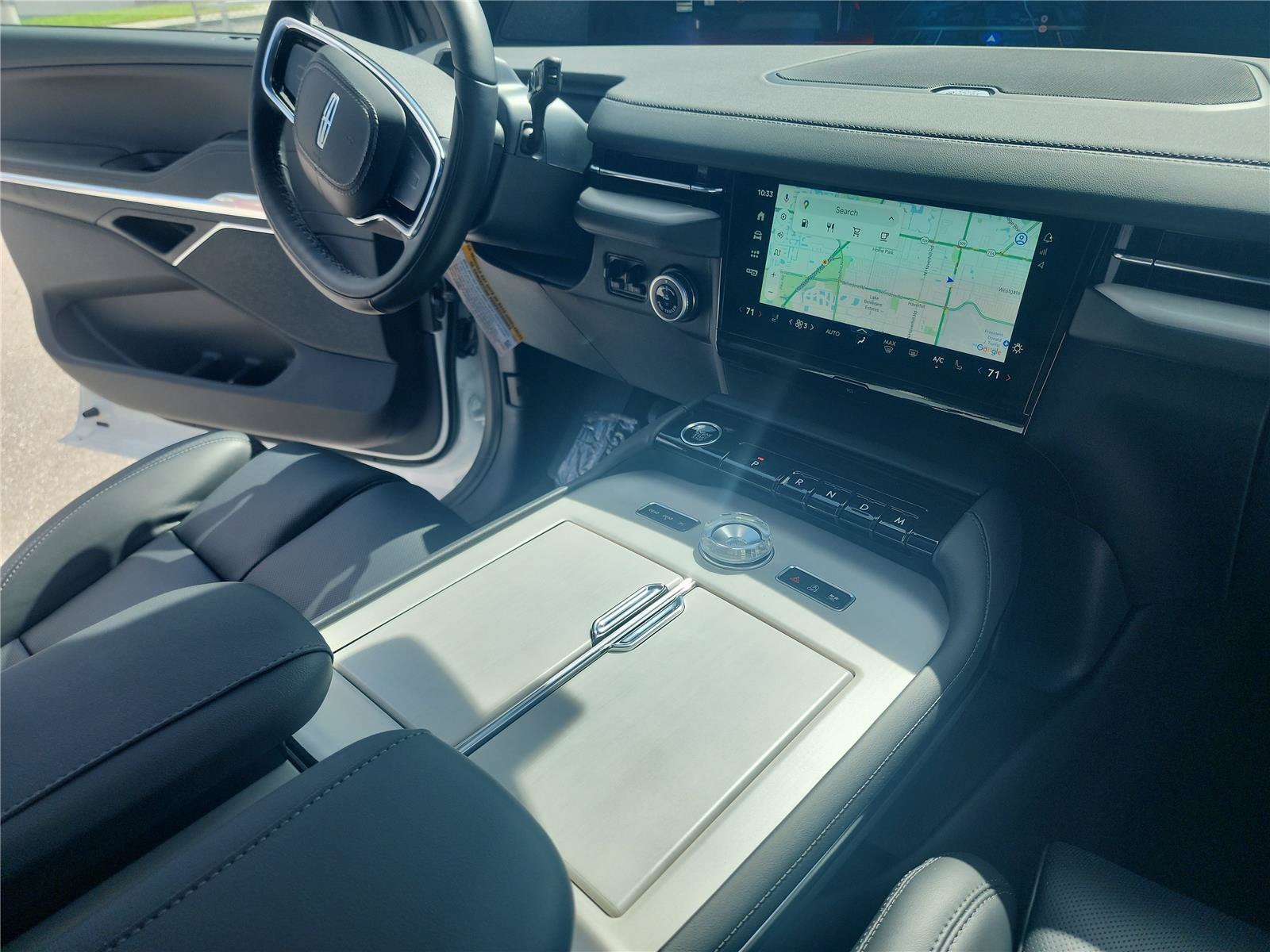 2027 Lincoln Navigator Reserve