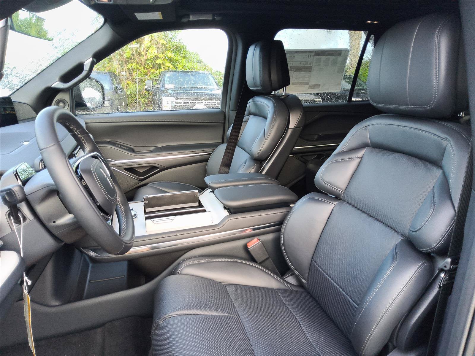 2027 Lincoln Navigator Reserve