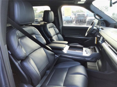 2027 Lincoln Navigator Reserve