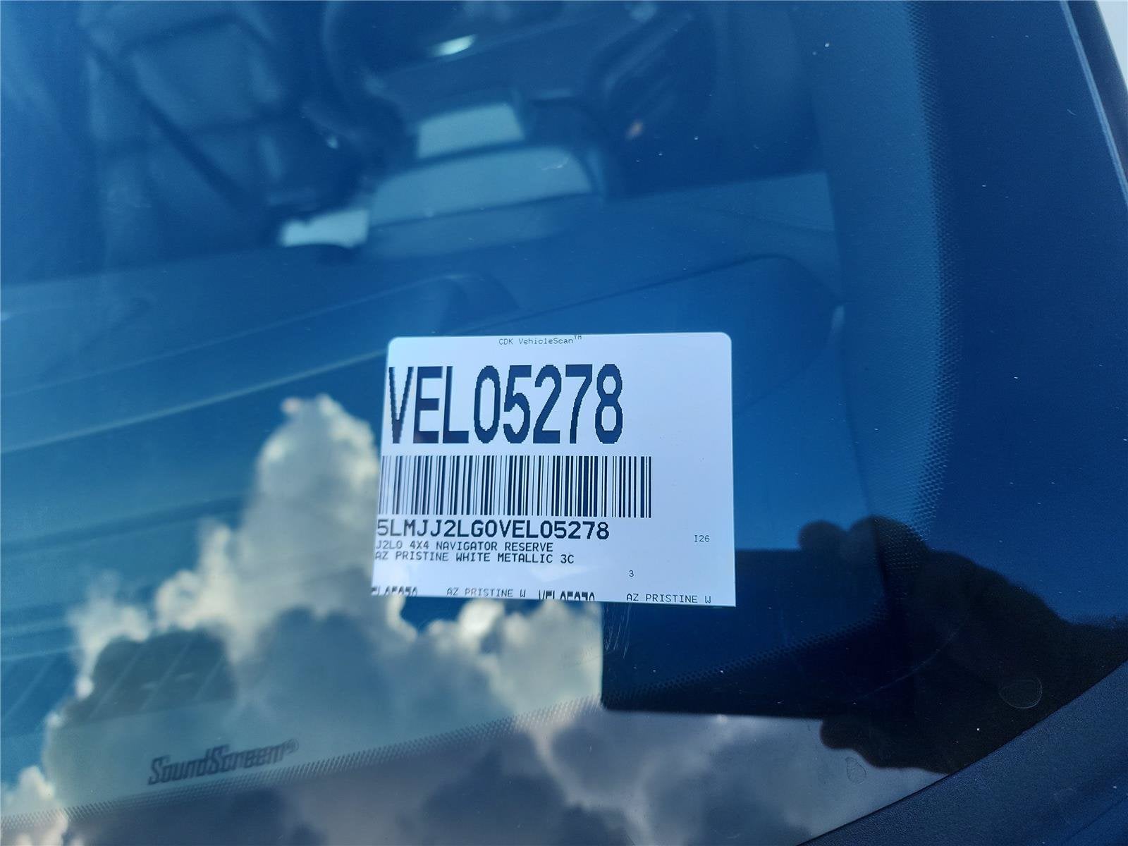 2027 Lincoln Navigator Reserve