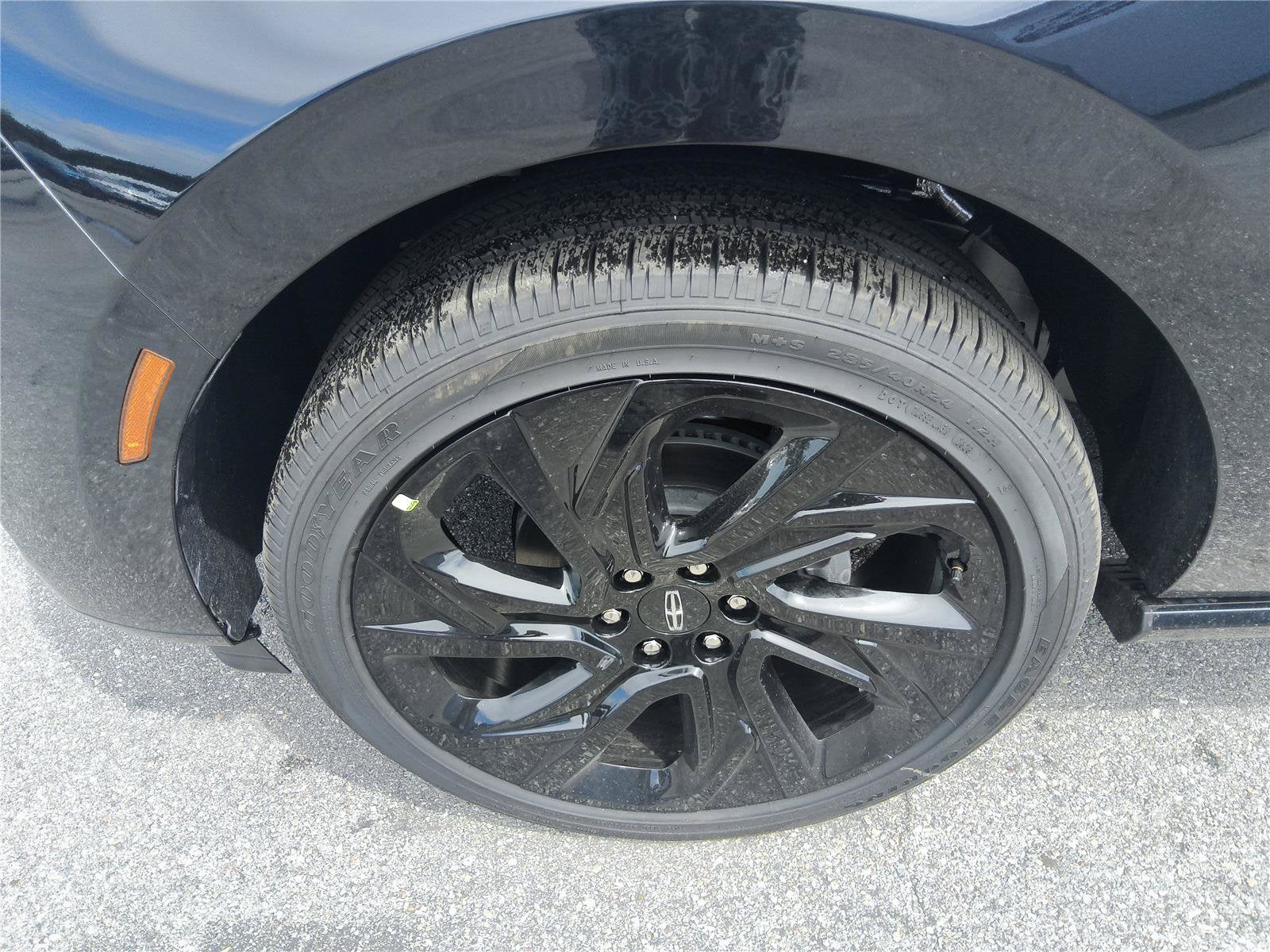 2027 Lincoln Navigator Reserve