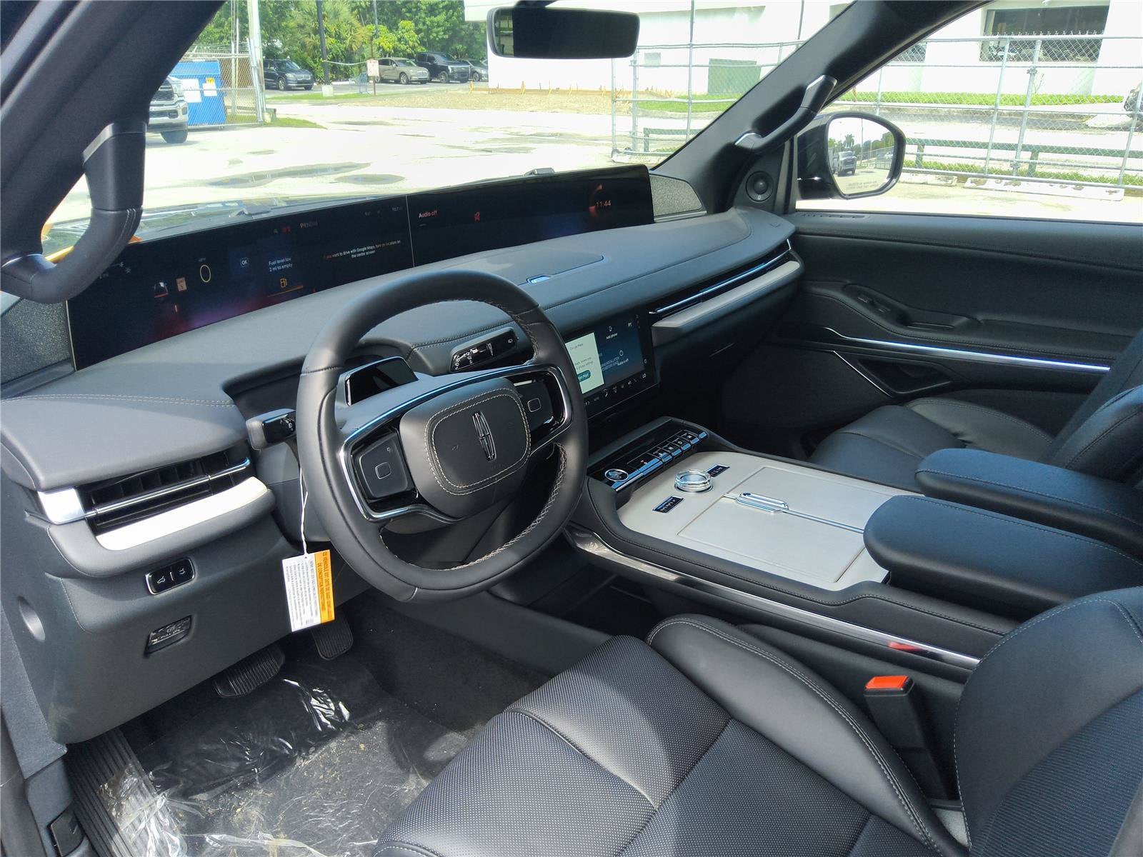 2027 Lincoln Navigator Reserve