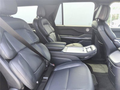 2027 Lincoln Navigator Reserve
