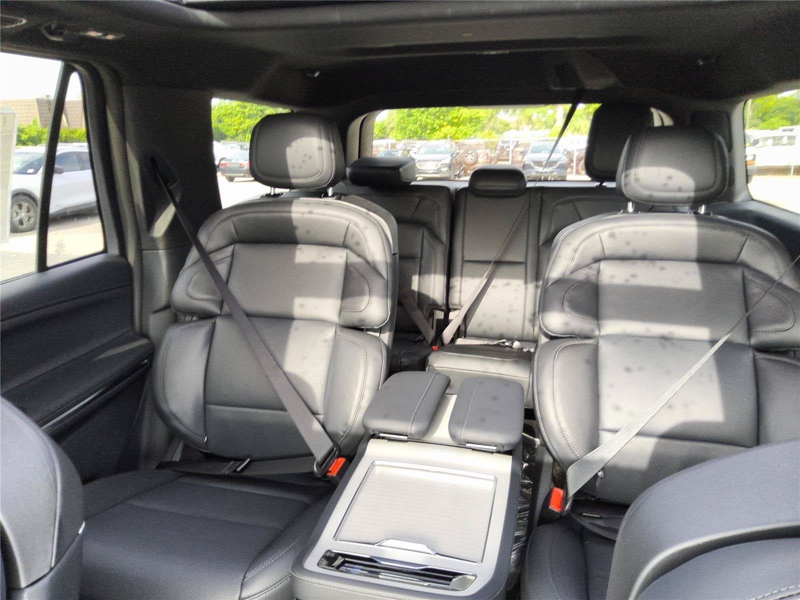 2027 Lincoln Navigator Reserve
