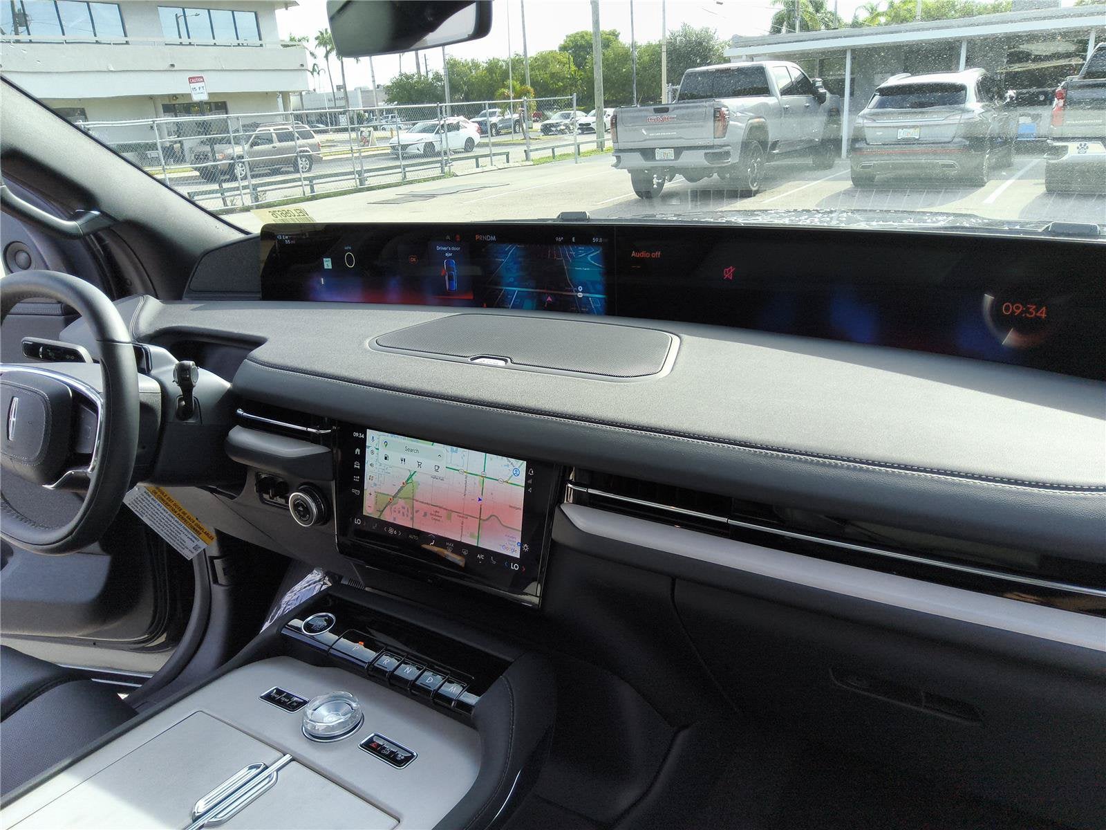 2027 Lincoln Navigator Reserve