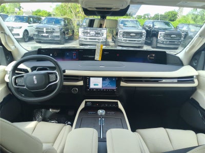 2027 Lincoln Navigator Reserve