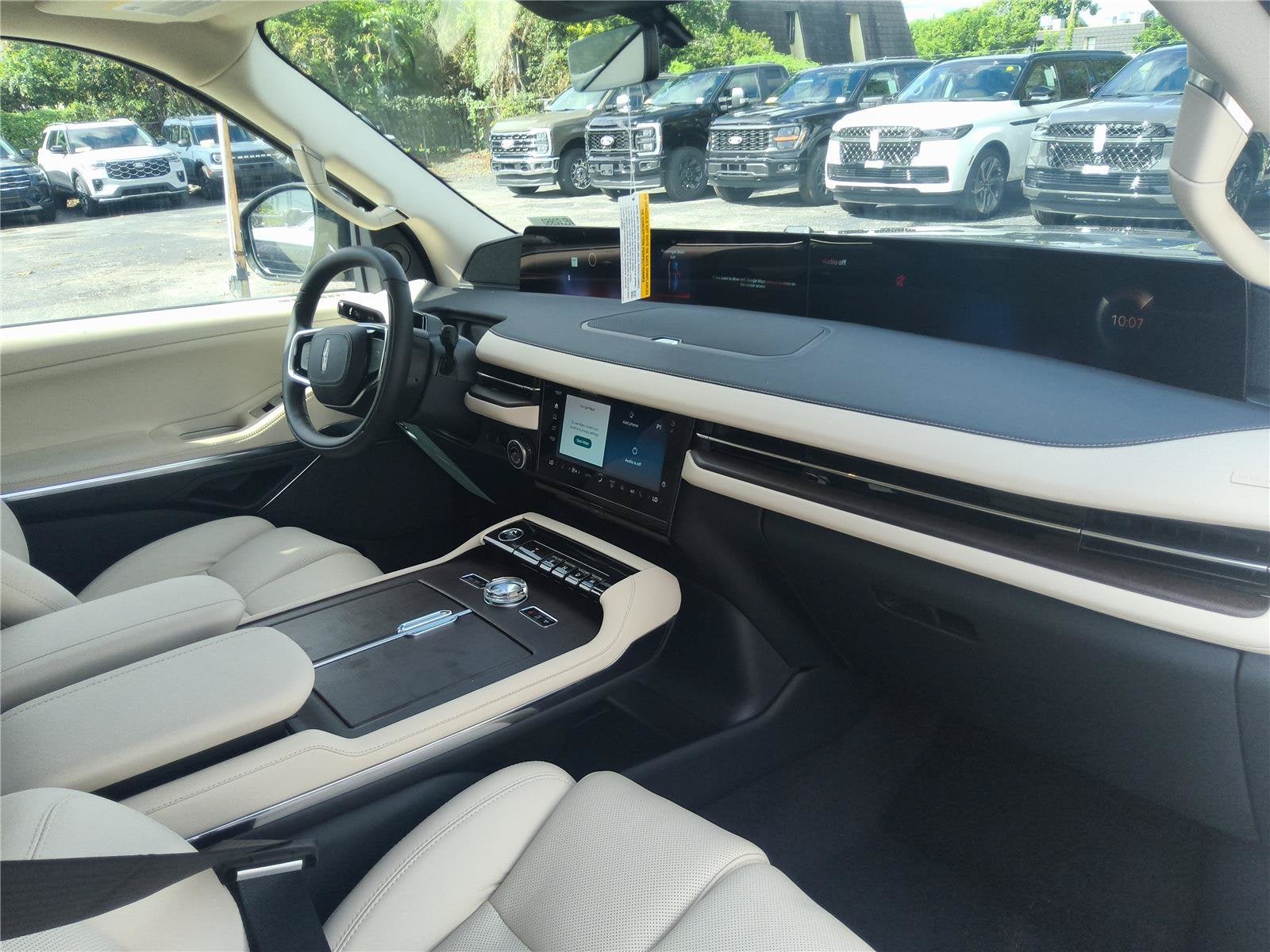 2027 Lincoln Navigator Reserve