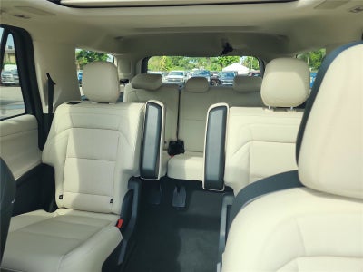 2027 Lincoln Navigator Reserve