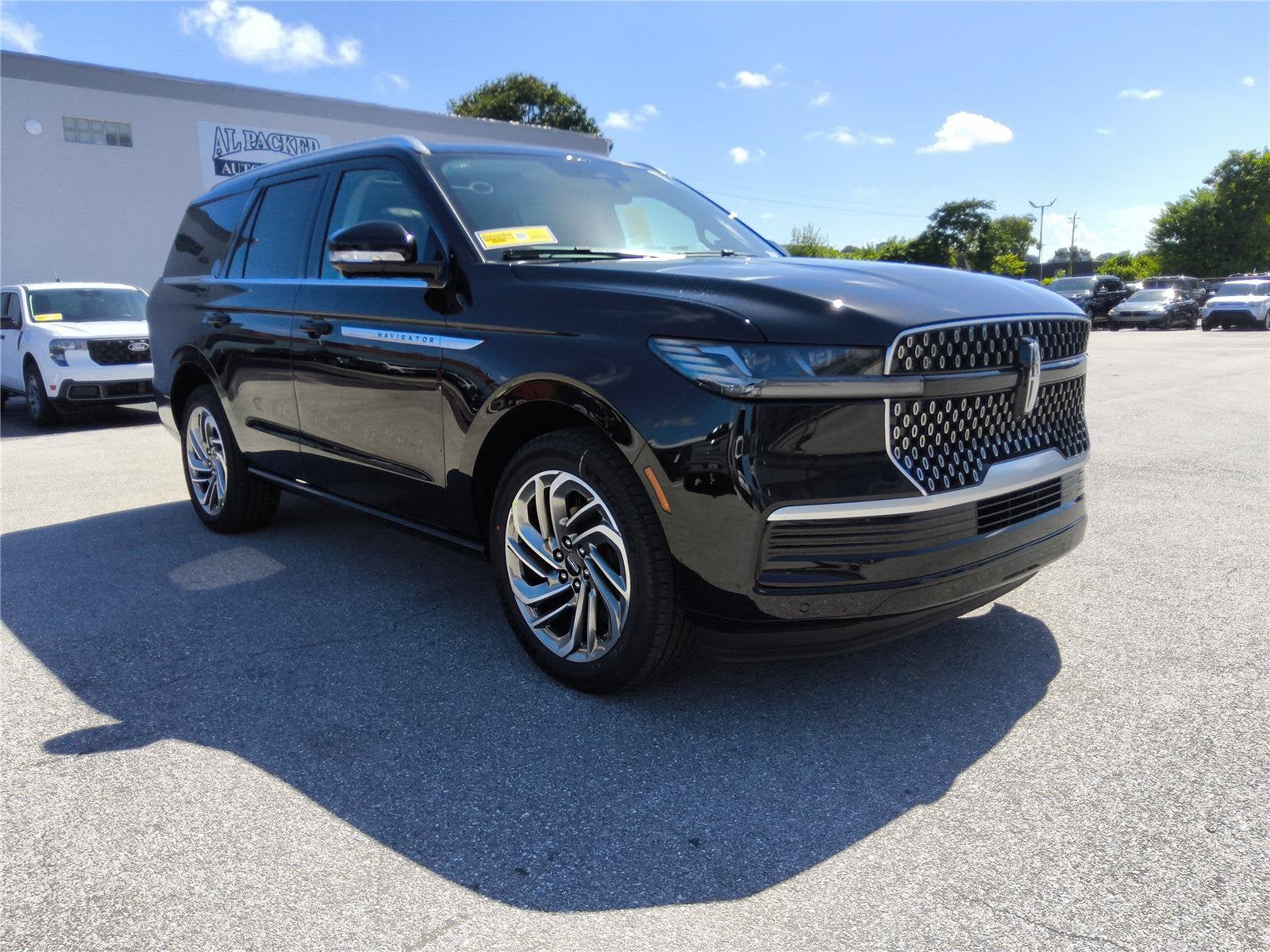 2027 Lincoln Navigator Reserve