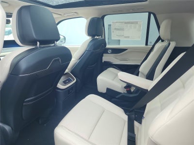 2027 Lincoln Navigator Reserve