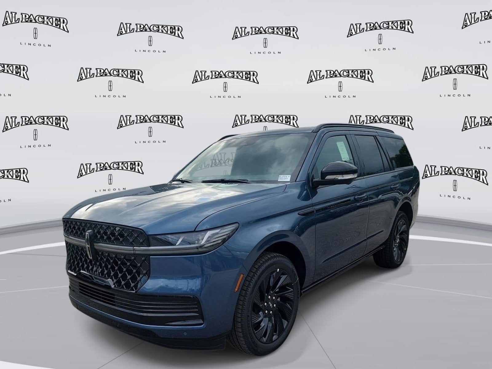 2027 Lincoln Navigator