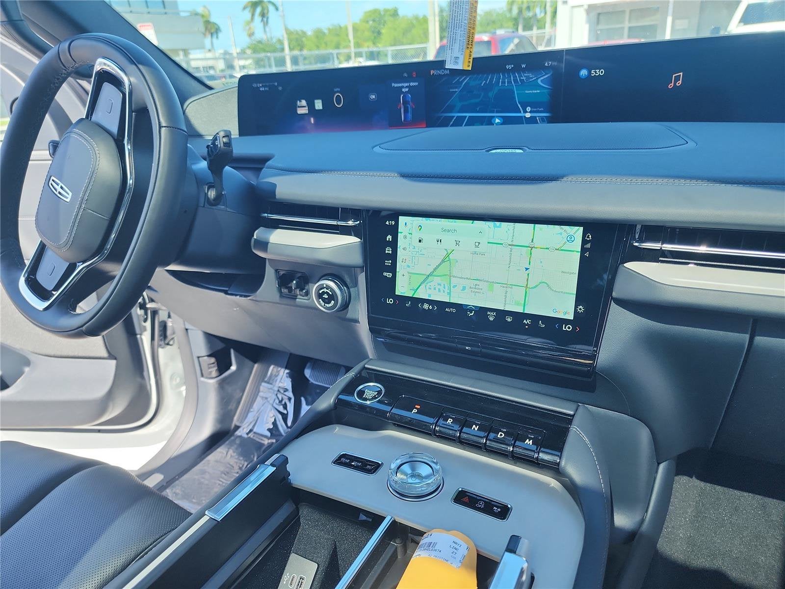 2027 Lincoln Navigator Reserve