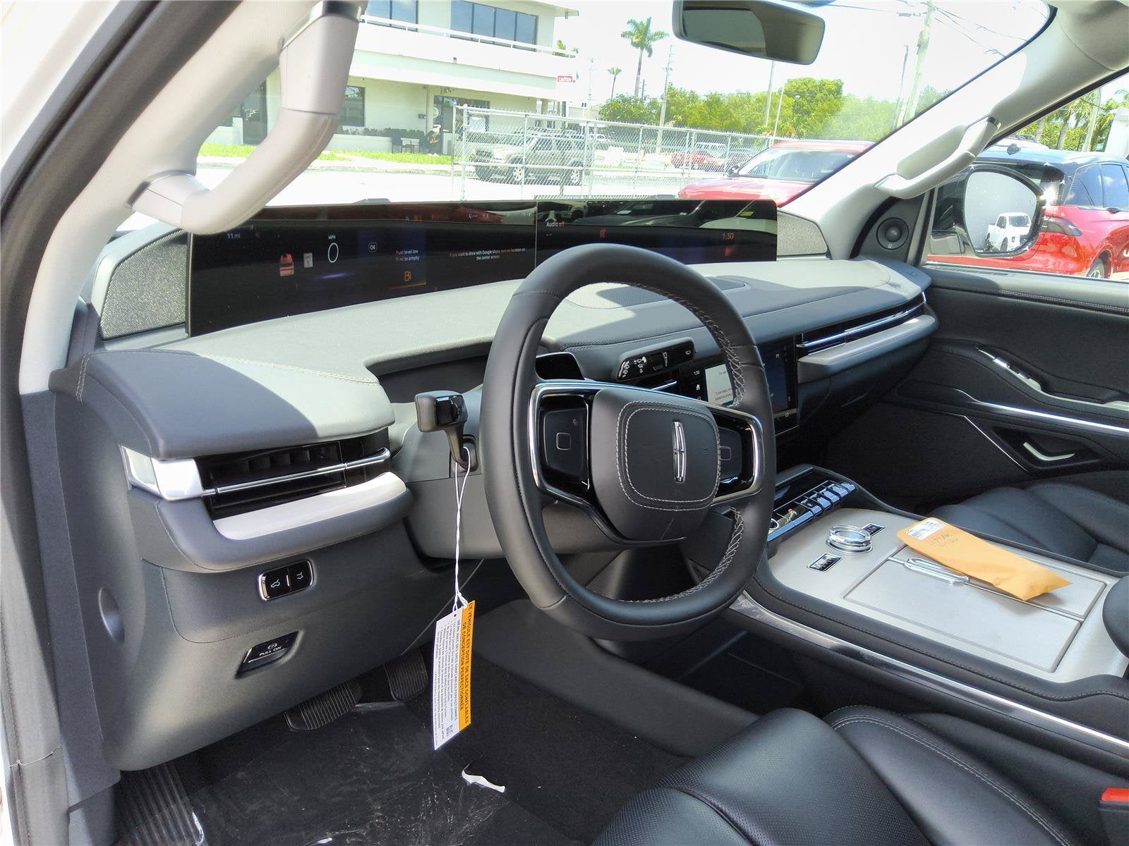 2027 Lincoln Navigator Reserve