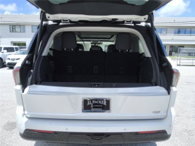 2027 Lincoln Navigator Reserve