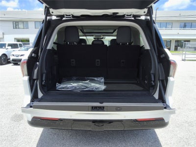 2027 Lincoln Navigator Reserve