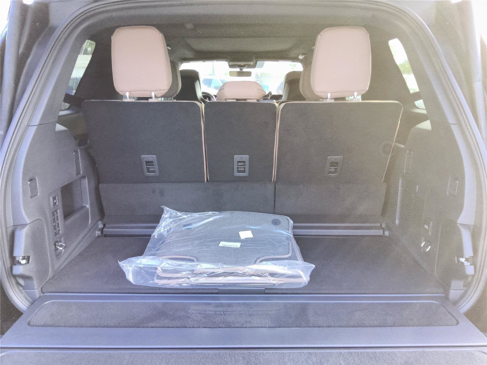 2027 Lincoln Navigator Black Label