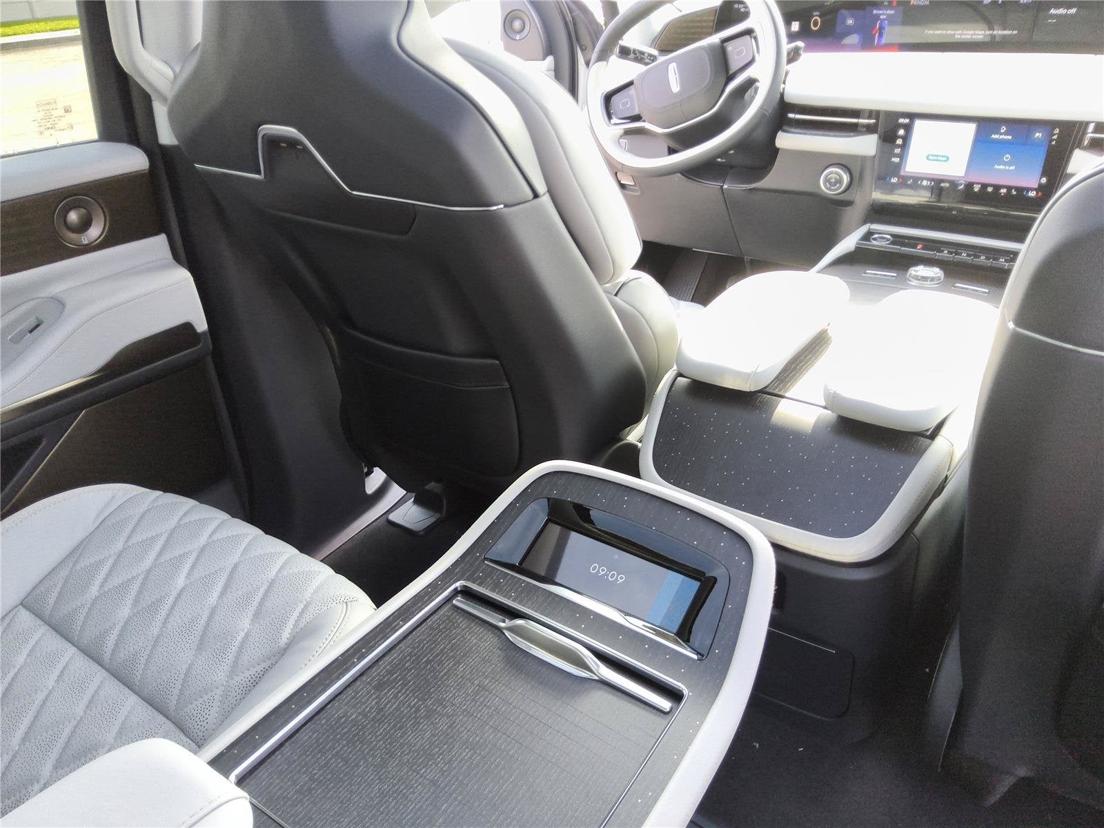 2027 Lincoln Navigator Black Label