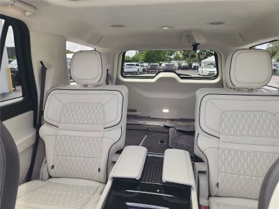 2023 Lincoln Navigator Black Label