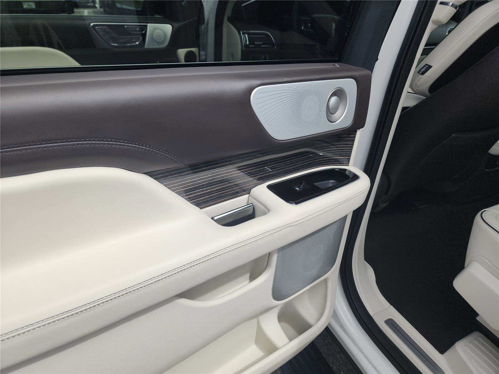 2023 Lincoln Navigator Black Label