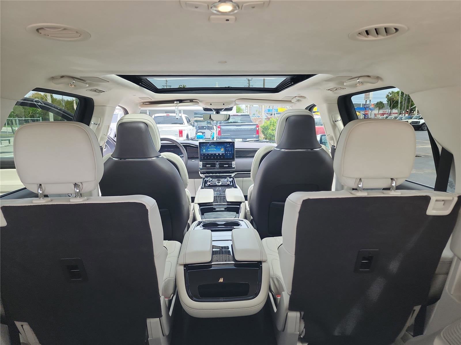 2023 Lincoln Navigator Black Label