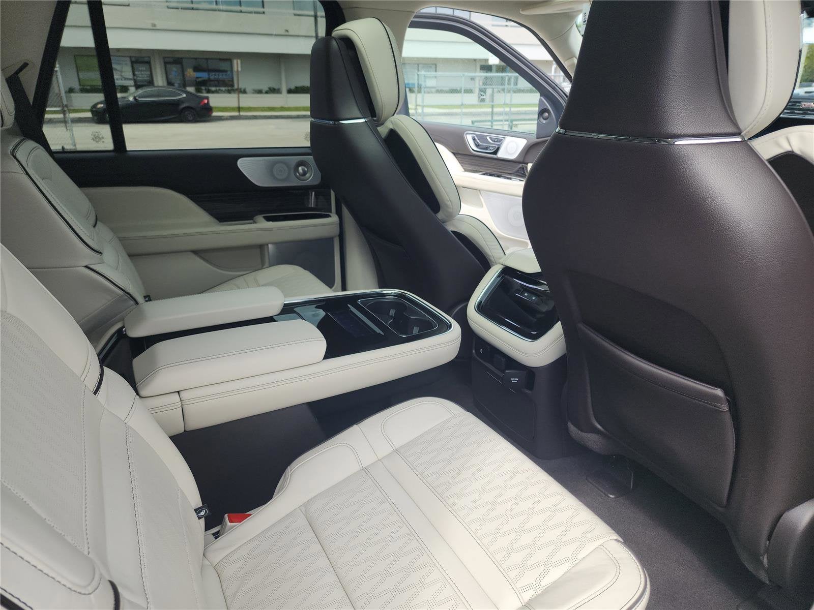 2023 Lincoln Navigator Black Label