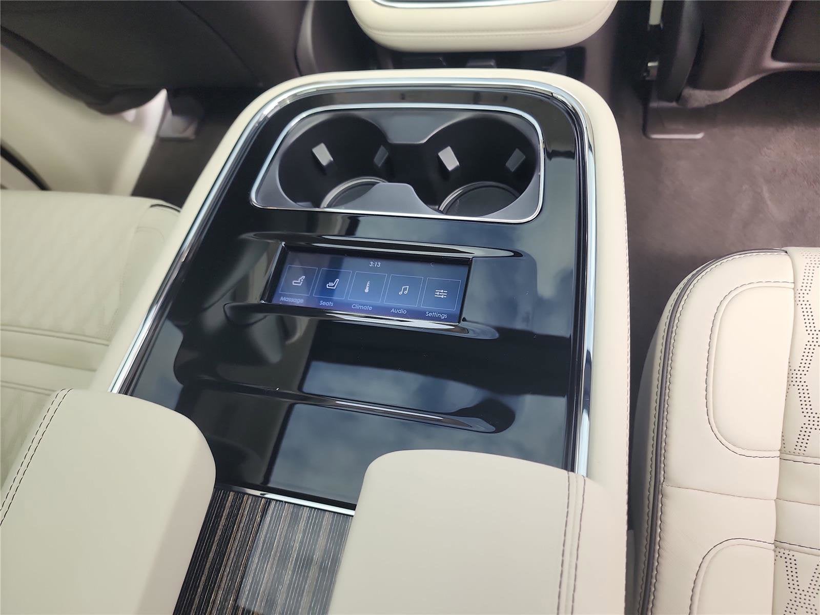2023 Lincoln Navigator Black Label