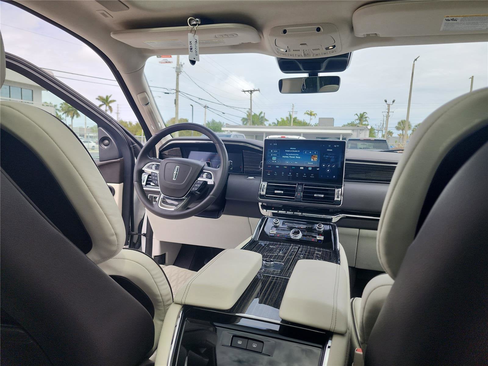2023 Lincoln Navigator Black Label