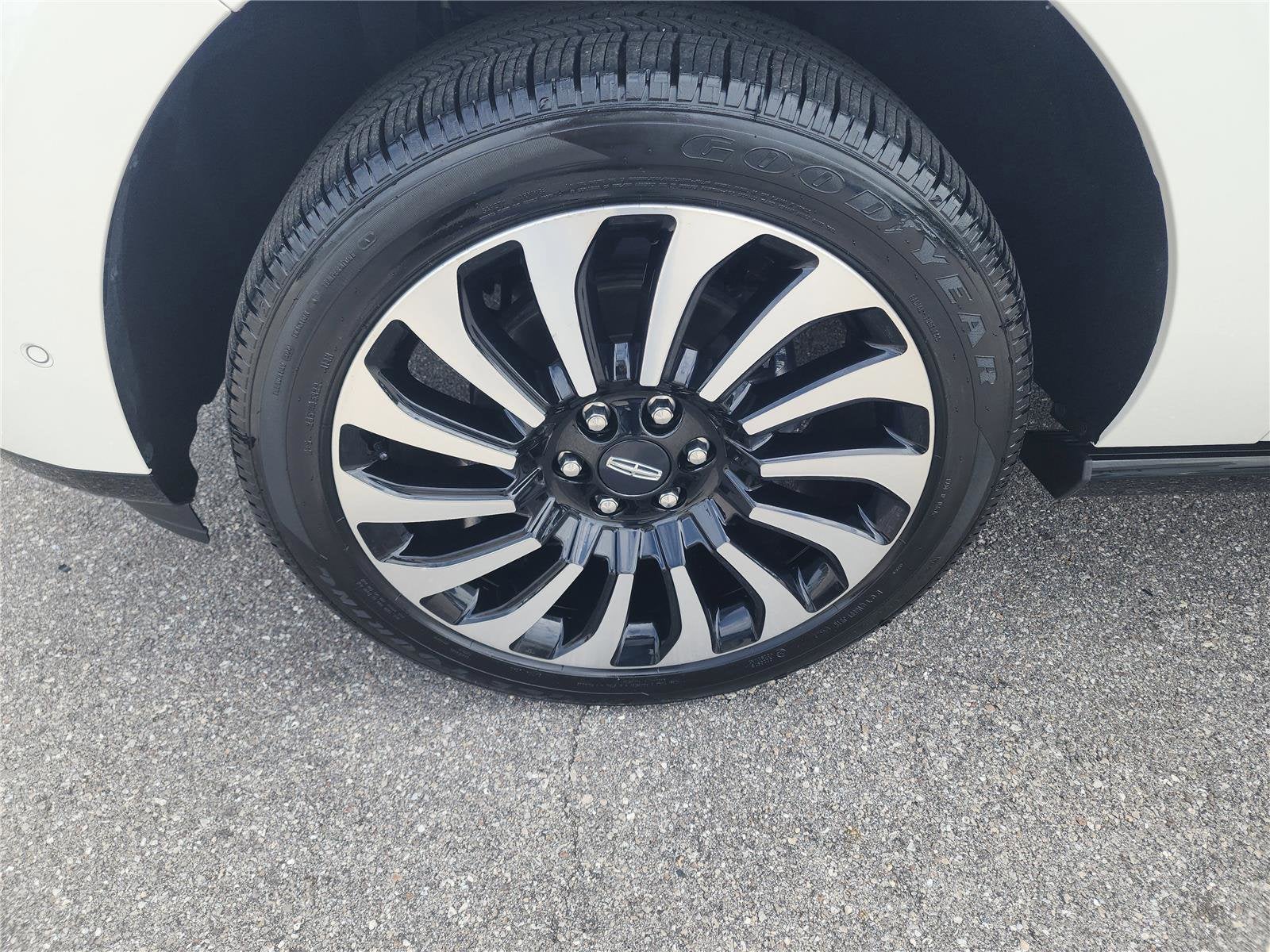 2023 Lincoln Navigator Black Label