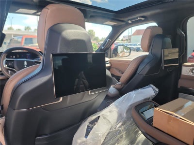 2025 Lincoln Navigator Black Label