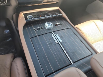 2025 Lincoln Navigator Black Label