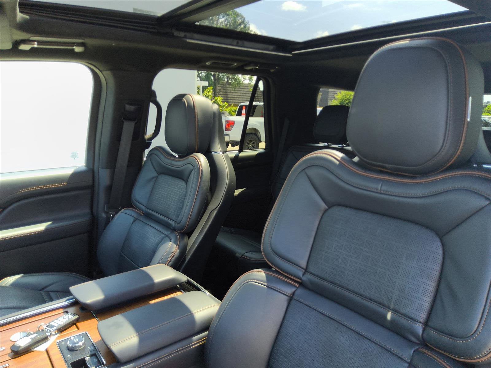 2024 Lincoln Navigator Black Label