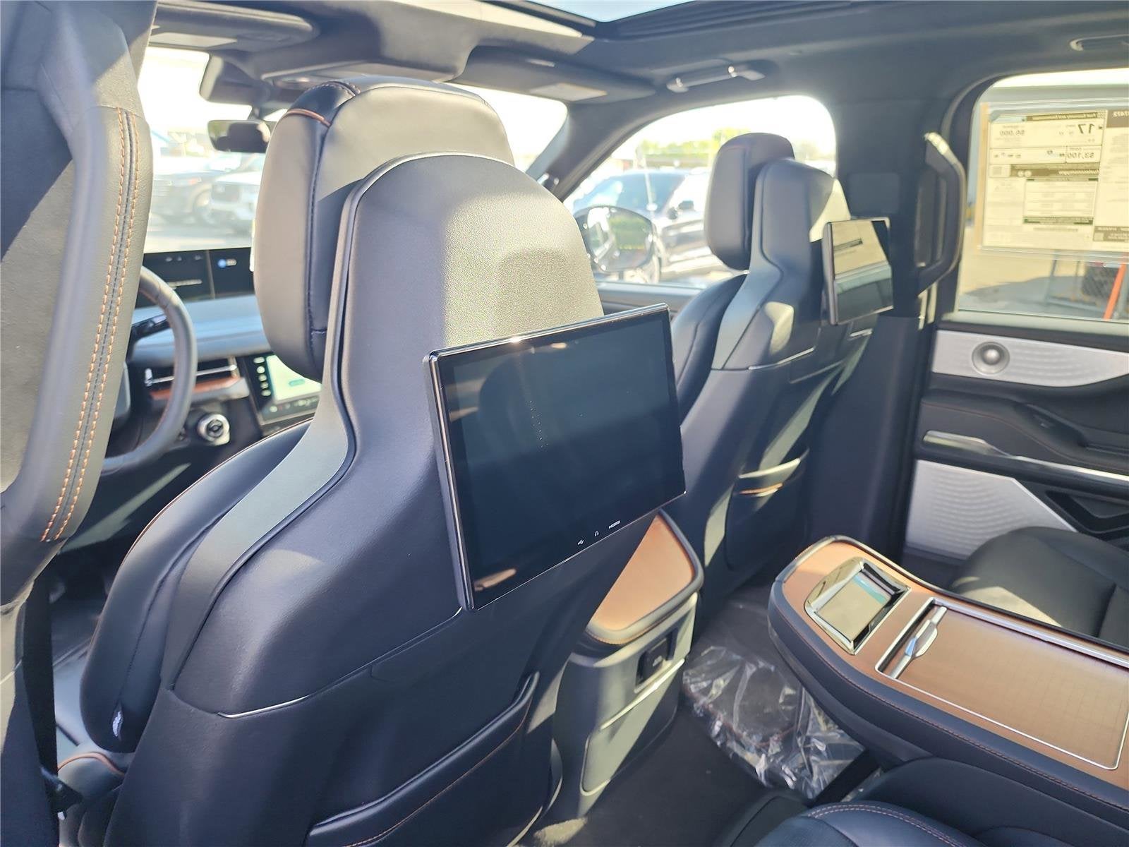 2025 Lincoln Navigator Black Label