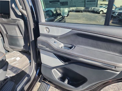 2025 Lincoln Navigator Black Label