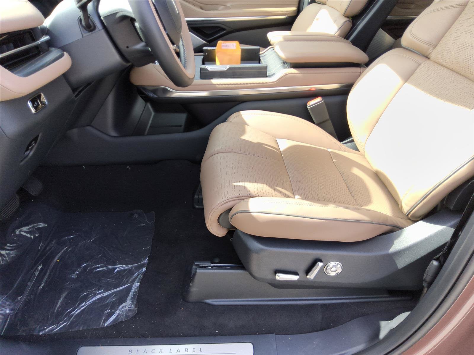2027 Lincoln Navigator Black Label