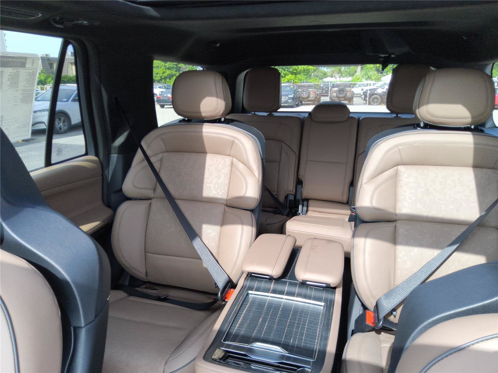 2027 Lincoln Navigator Black Label