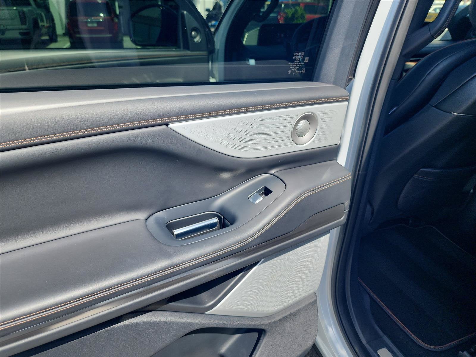 2025 Lincoln Navigator Black Label