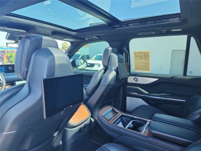 2025 Lincoln Navigator Black Label