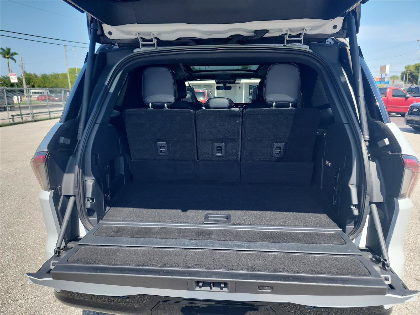 2025 Lincoln Navigator Black Label