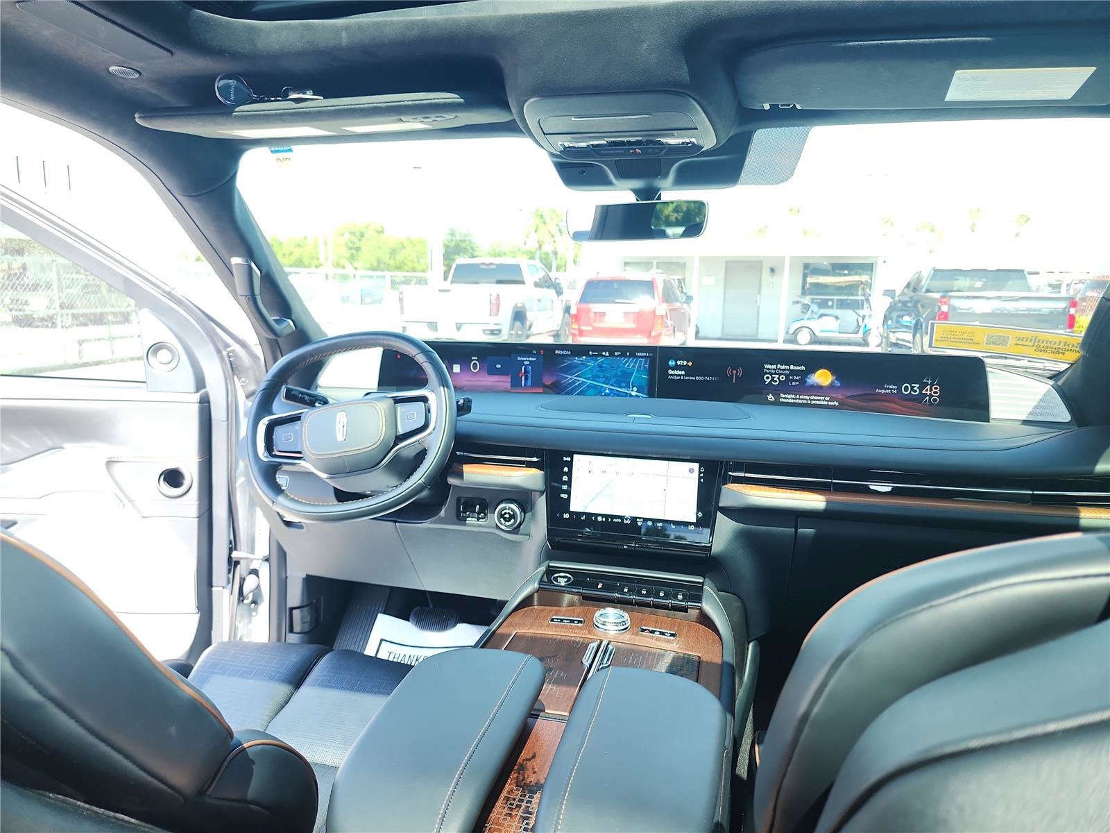 2025 Lincoln Navigator Black Label